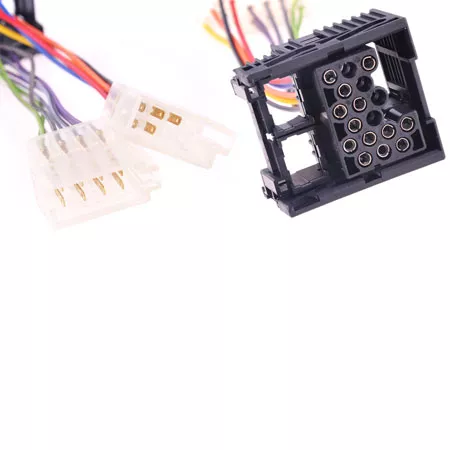 cablu-adaptor-auto-conector-bmw-iso-11111 Cablu adaptor auto conector BMW ISO 11111 - imagine 1
